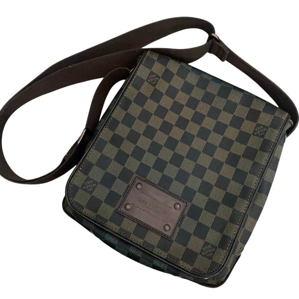 Louis Vuitton Brooklyn PM Damier Ebene Messenger Crossbody Bag Brown Unisex - Picture 13 of 16